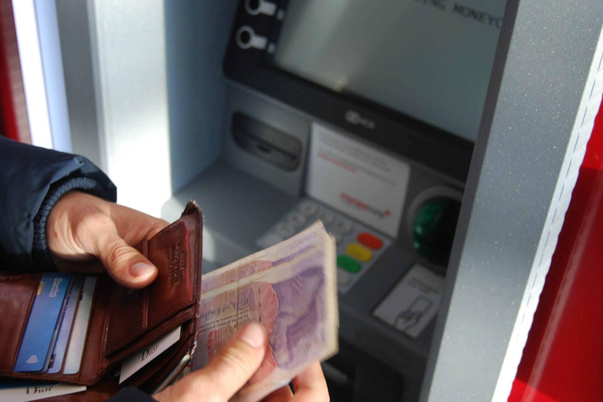 Feature image 3 reasons to switch to a credit union