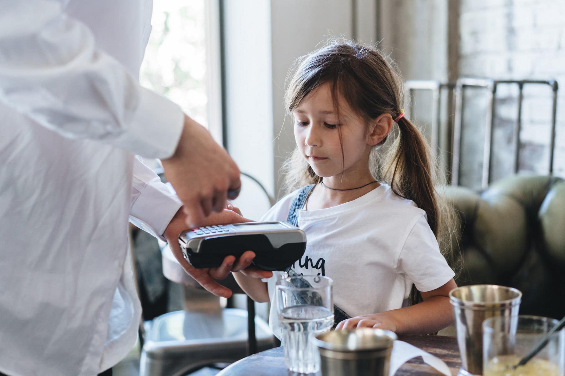 1family finances 5 lessons to teach your kids about credit cards